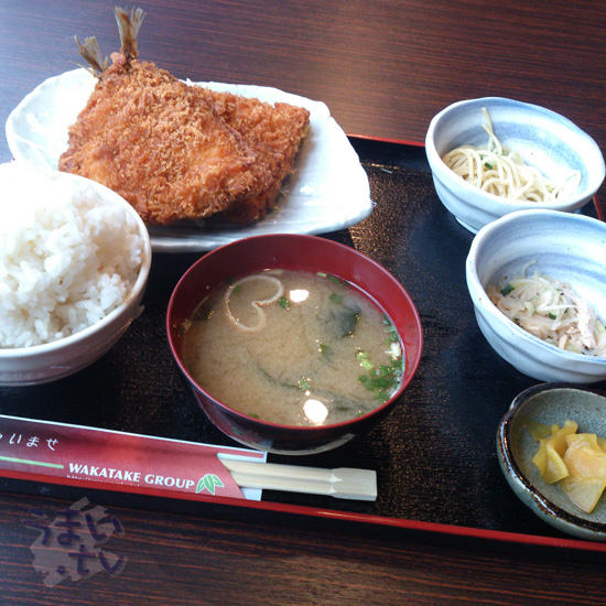 魚鶏屋(TOTORIYA) 新横浜　大あじフライ定食