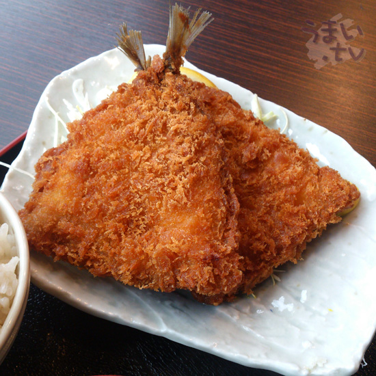 魚鶏屋(TOTORIYA) 新横浜　大あじフライ