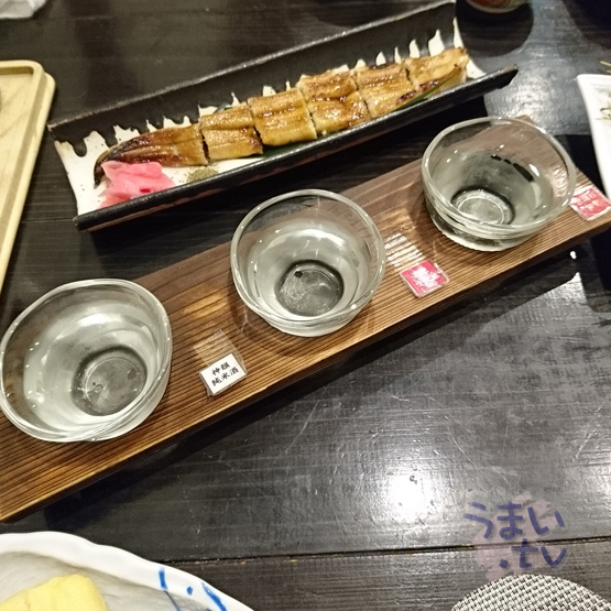奈良　地場料理とおいしいお酒 KURA　利き酒